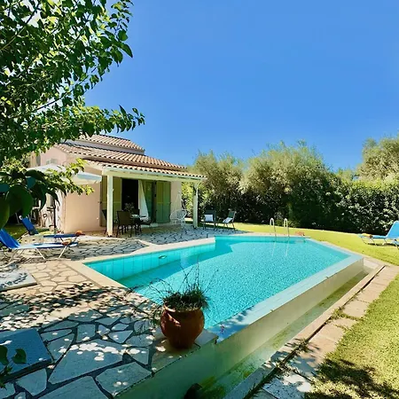 Fotini With Private Pool By Dadovillas *